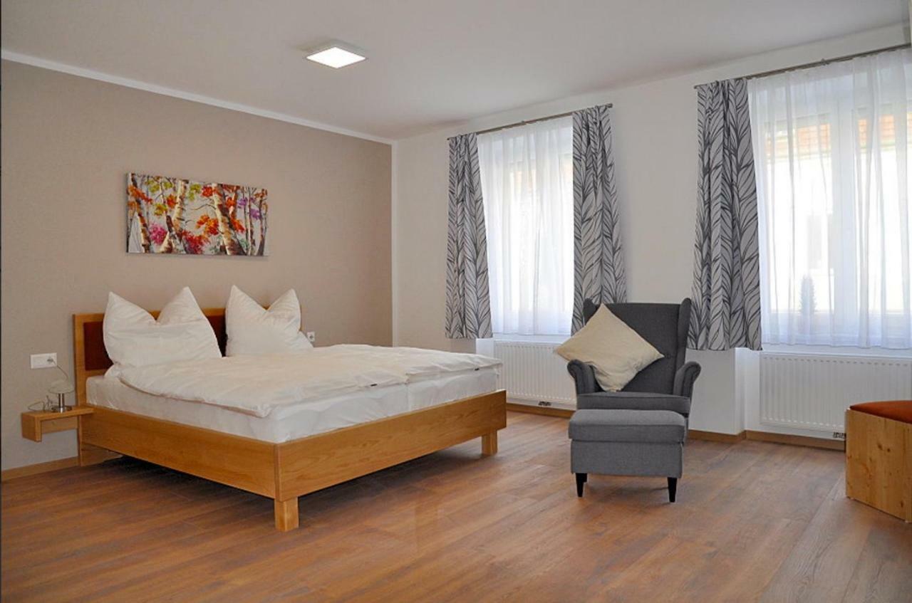 Bed and Breakfast Bed Bike & Breakfast Traismauer Zewnętrze zdjęcie